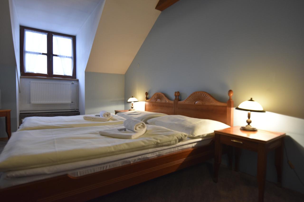 Hotel Napoleon Austerlitz Экстерьер фото