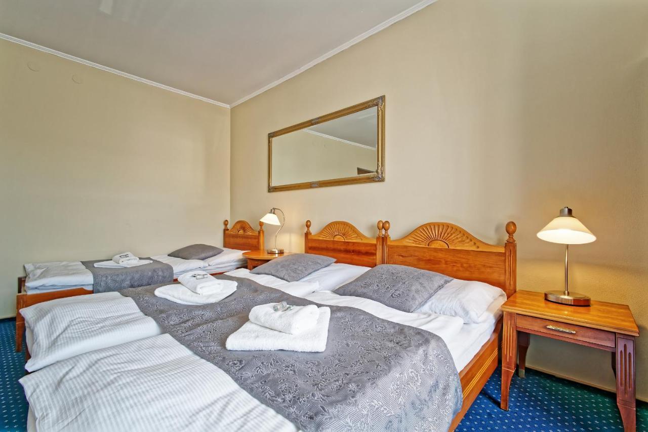 Hotel Napoleon Austerlitz Экстерьер фото