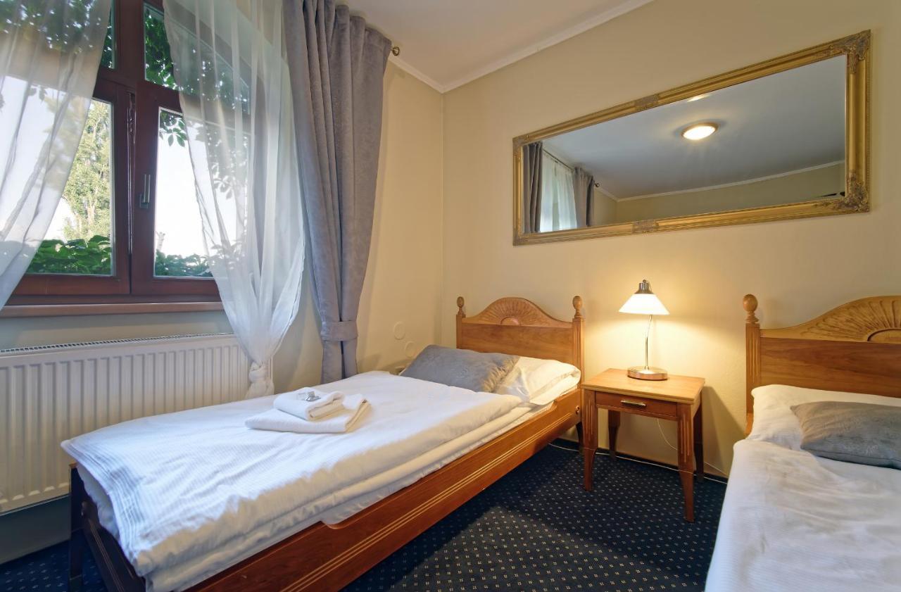 Hotel Napoleon Austerlitz Экстерьер фото