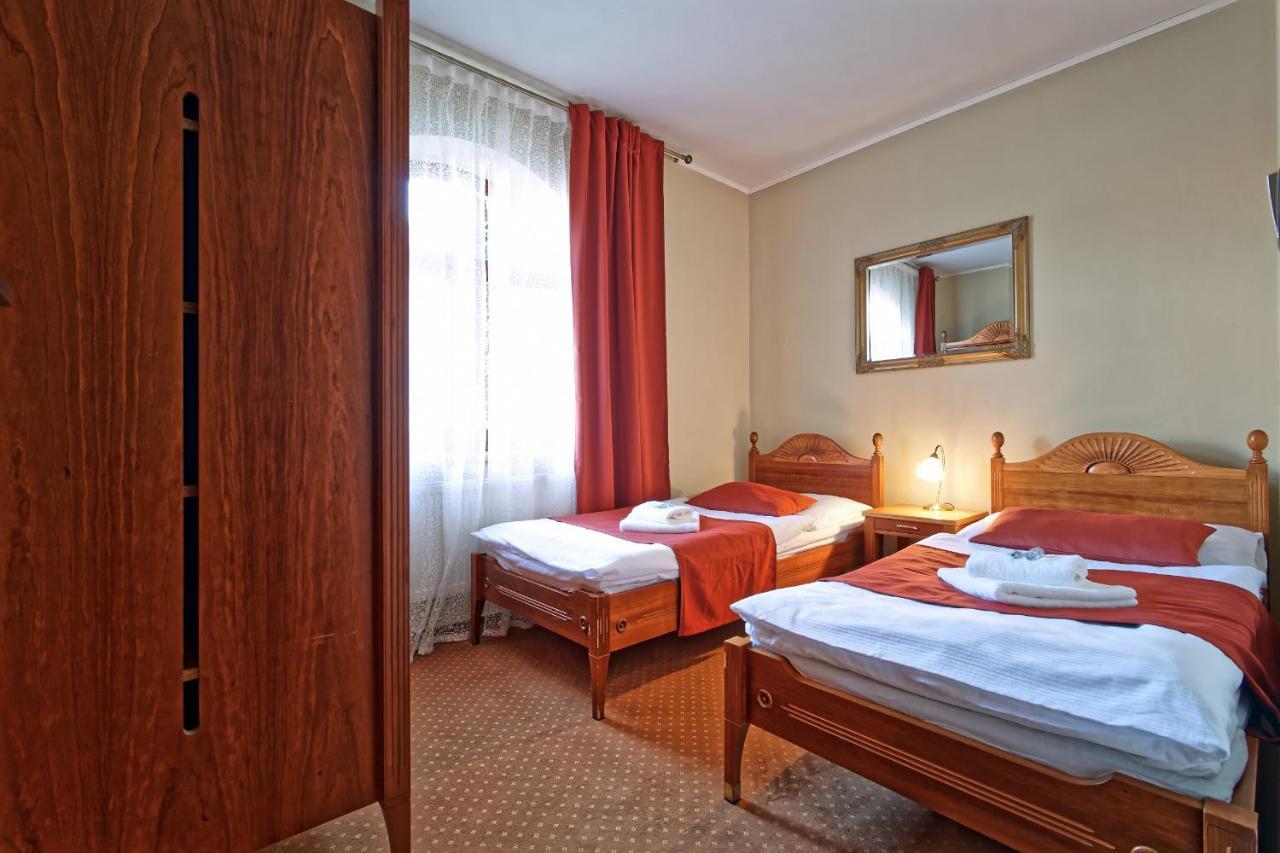 Hotel Napoleon Austerlitz Экстерьер фото